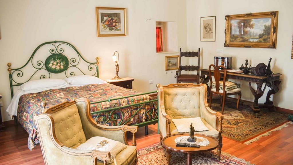 نابولي B&B Graziani Relais المظهر الخارجي الصورة