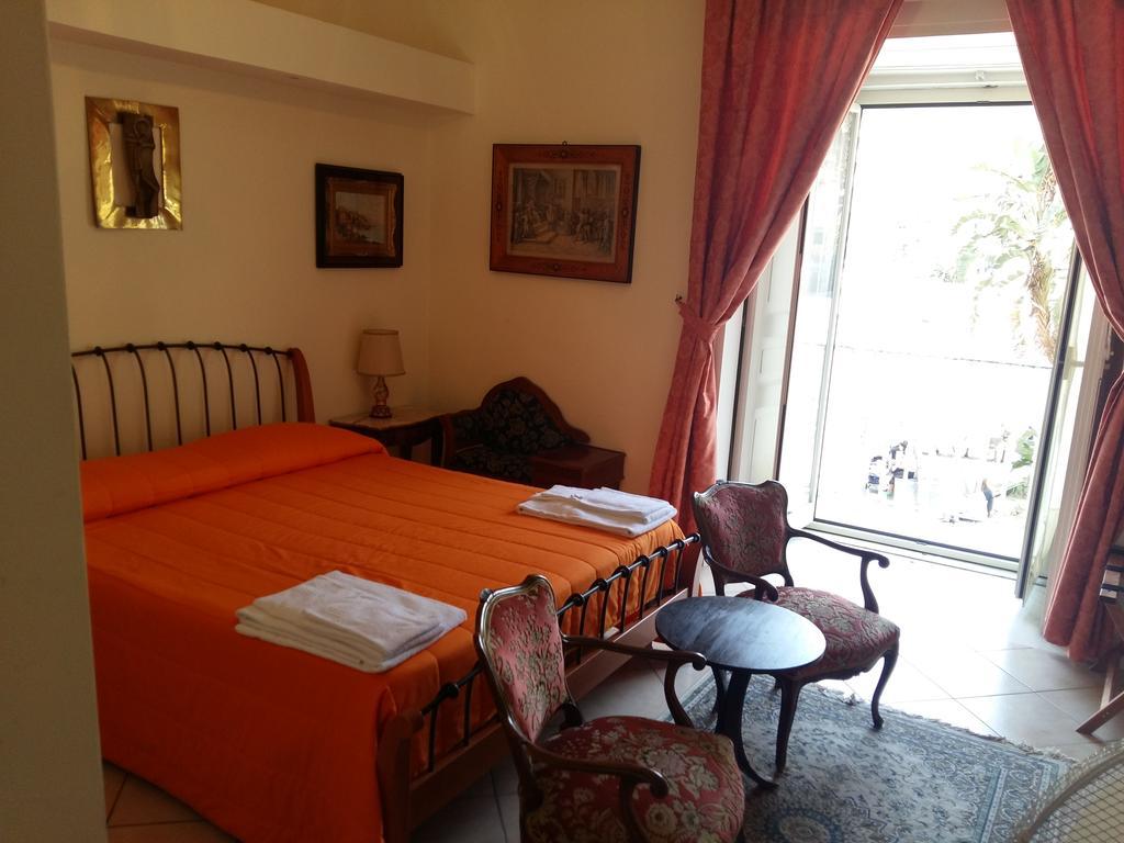 نابولي B&B Graziani Relais المظهر الخارجي الصورة