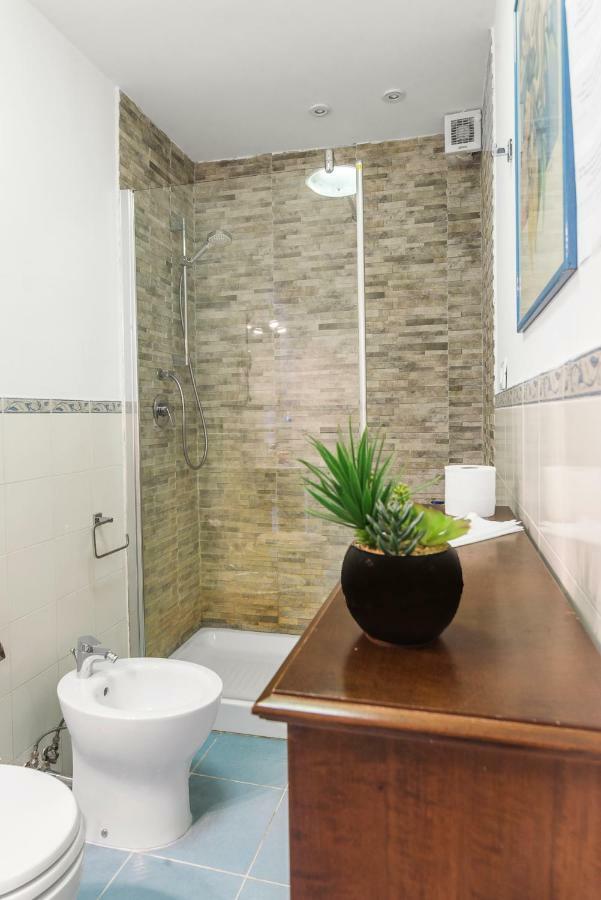 نابولي B&B Graziani Relais المظهر الخارجي الصورة